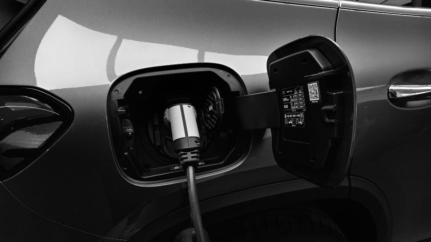 How long do EV batteries last